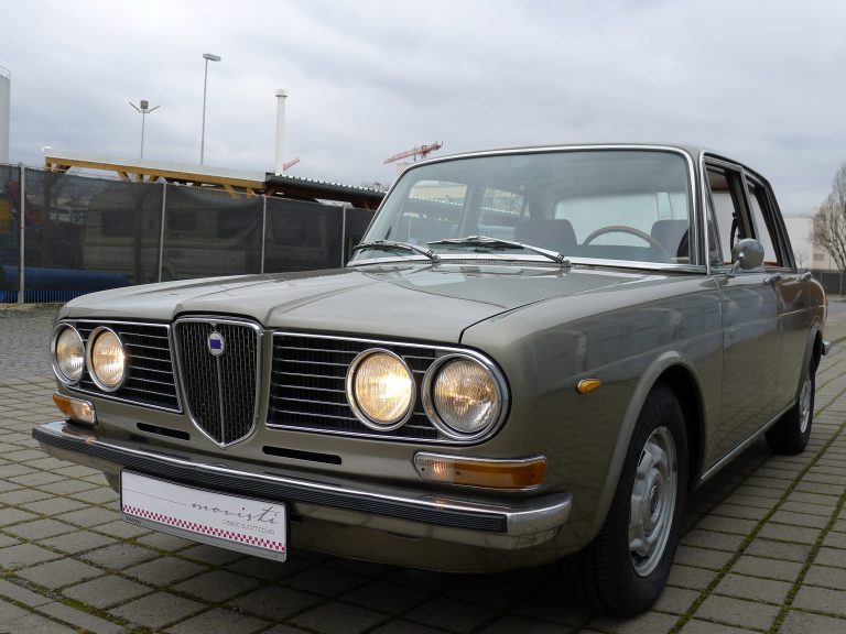 Lancia 2000 berlina