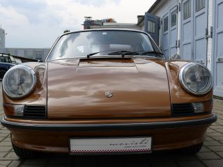 911 2.4 T Coupé thumbnail