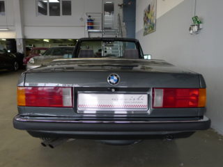 325i Cabriolet E30 thumbnail